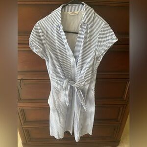 Vineyard Vines blue seersucker